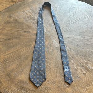 Gucci Blue and Gold Geometric Men's Tie